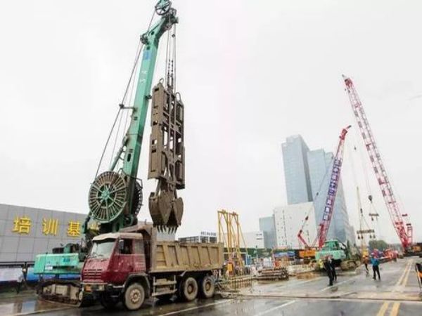 上杭县吊车出租公司电话_吊车出租过程容易产生的一些问题有